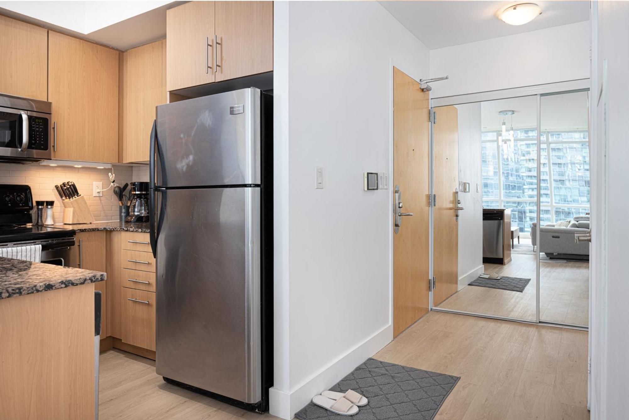 Newly Renovated Cozy Condo/Union Station Торонто Экстерьер фото